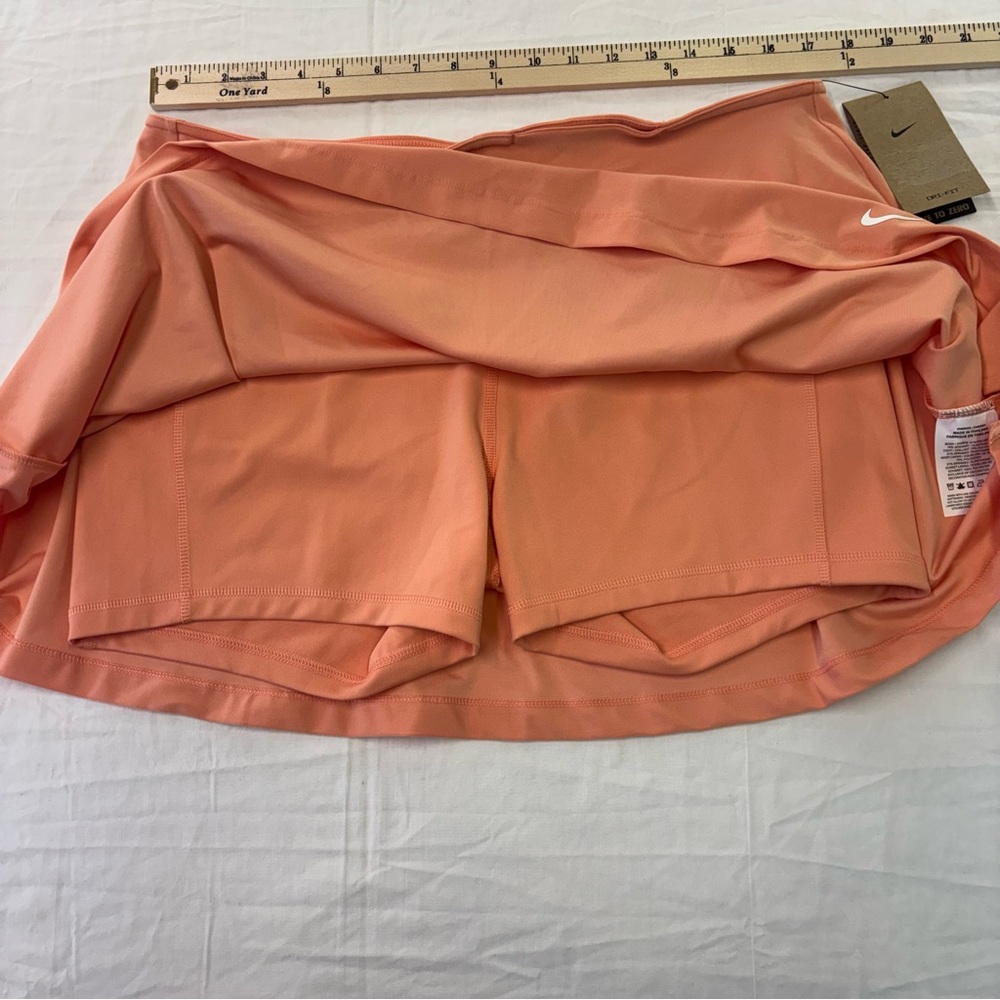 Nike 15” Dri-Fit Mid-Rise Flouncy Golf Skirt Skort Coral FZ6314-844 Women’s XL - Picture 6 of 6